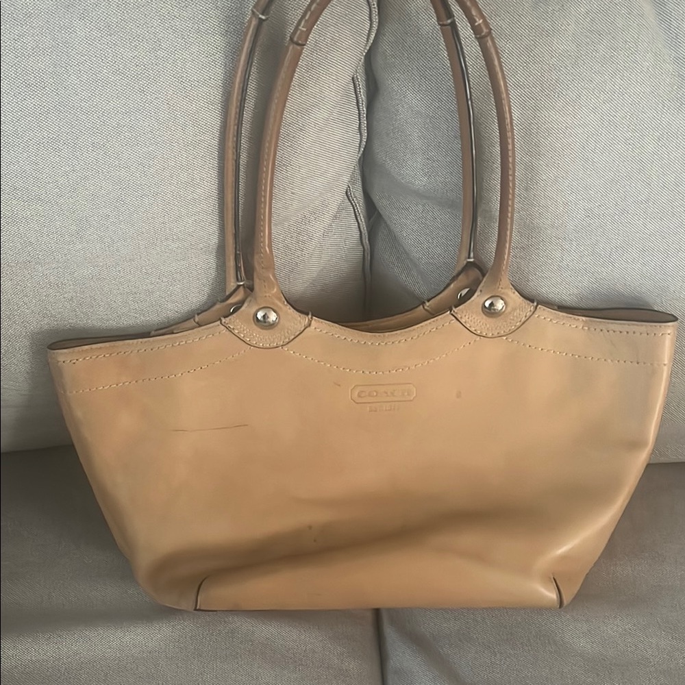 Vintage Coach Beige Leather Tote with Dual Handles